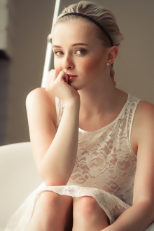 Sensual blonde model Ellie Jane
