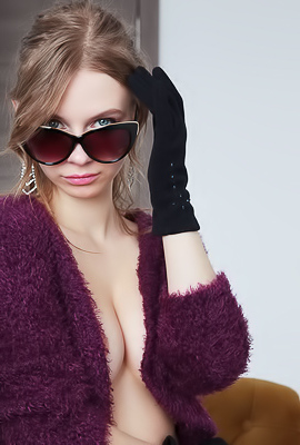 Nasty Young Kitty Siya