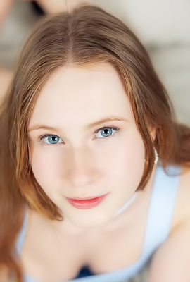 Lovely Holes Of Zuzanna