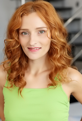 Lucianna Lucci Taking With Her Plump Twat And Her Lovely Slim Body