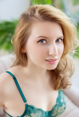 Minnie Lighter Her Hands Exploring Her Silky Curves