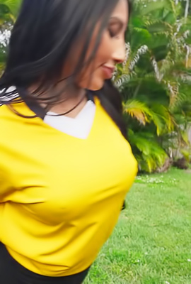 Ally Berry Bends Over For Mike Oxs Thrusting